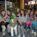 Mara-->Ja-->Veronika-->Tamka-->Paťka-->Sima-->Boťa