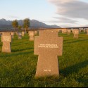 Narodeniny, výročie SNP, západ slnka na nemeckom vojenskom cintoríne, krásny výhľad na Tatry a k tomu ešte aj s mojím mužom ♥