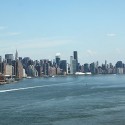 New York Skyline (fotka z auta na moste)