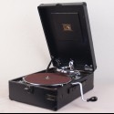 moj gramofon

His Master`s Voice ( HMV )  102

rok vyroby : 1932