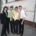 Chalpcii.. zľava: Paťko, Kikoo, Peťko, Juri :D 
Venček 2009