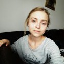 4hodiny spanku ked mne sa aj 8 máli...vuhuuu anooo krasny den