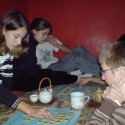 Niekoľko partií shogi. 