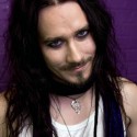 WE ♥ TUOMAS HOLOPAINEN ^_^
