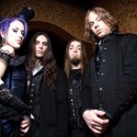 The Agonist... so svojou úžasnou speváčkou..skvelý hlas..