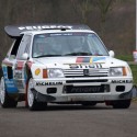 Peugeot 205 T16 táto krabica vraj mala 425koní 