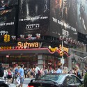 Times Square. Všetko tam bliká, ešte aj vstup do metra :)