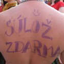 A toto na chrbte chcel! nebolo to z donútenia :D