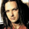 Jonathan Davis, spevák skupiny KoRn. Má skvelý hlas, rada ho počúvam.
