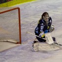 Nitriasnky goalman Jurgen Penker ukryl puk pod svojím betónom...