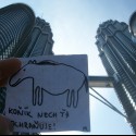 Koník ma ochraňuje aj v Kuala Lumpur ! :)