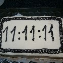 AJ ma ukameňujte, že je to krivo... a že to nie je peknéé tá torta bola robená z lááásky !! Krajšie to proste nešlo...
