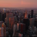 Výhľad z ESB a je tam aj moja najobľúbenejšia budova z NY !!!
(chrysler building)