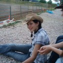 Polomské ródeo 2008 :D.. Ivuš si sedí na zemi, ja sústredene pozerám na kolibisko :D