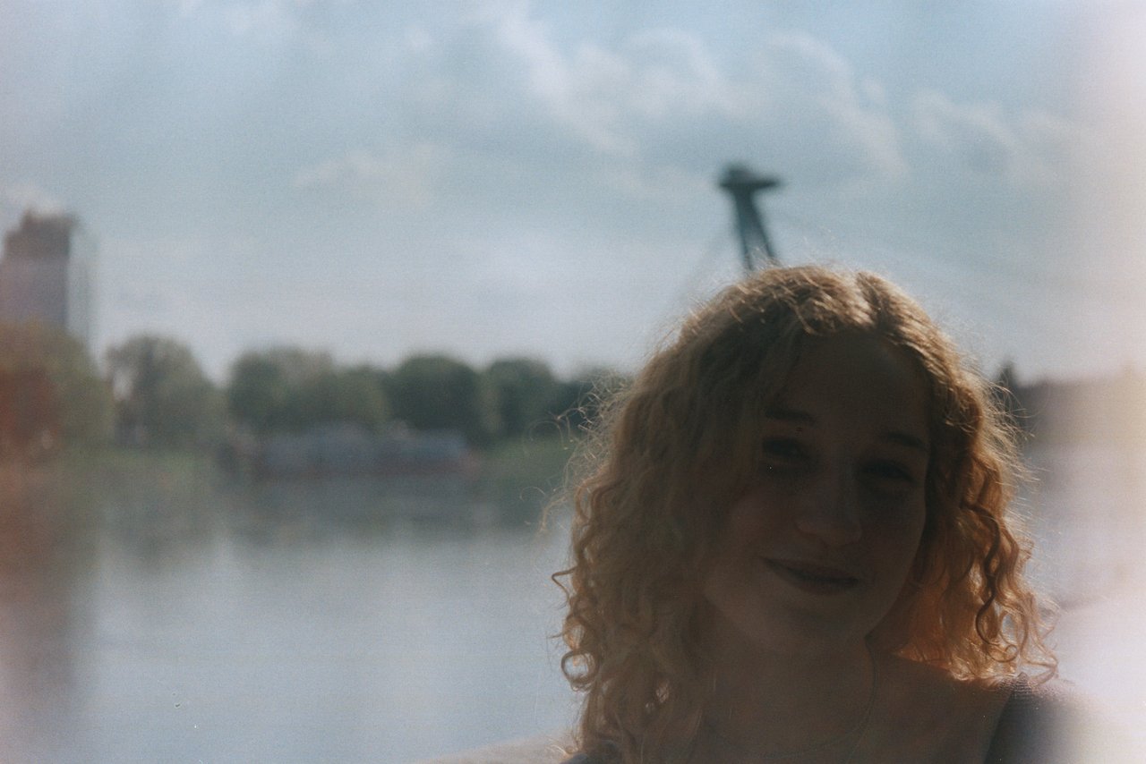 s post-francúzskou melancholiou.
