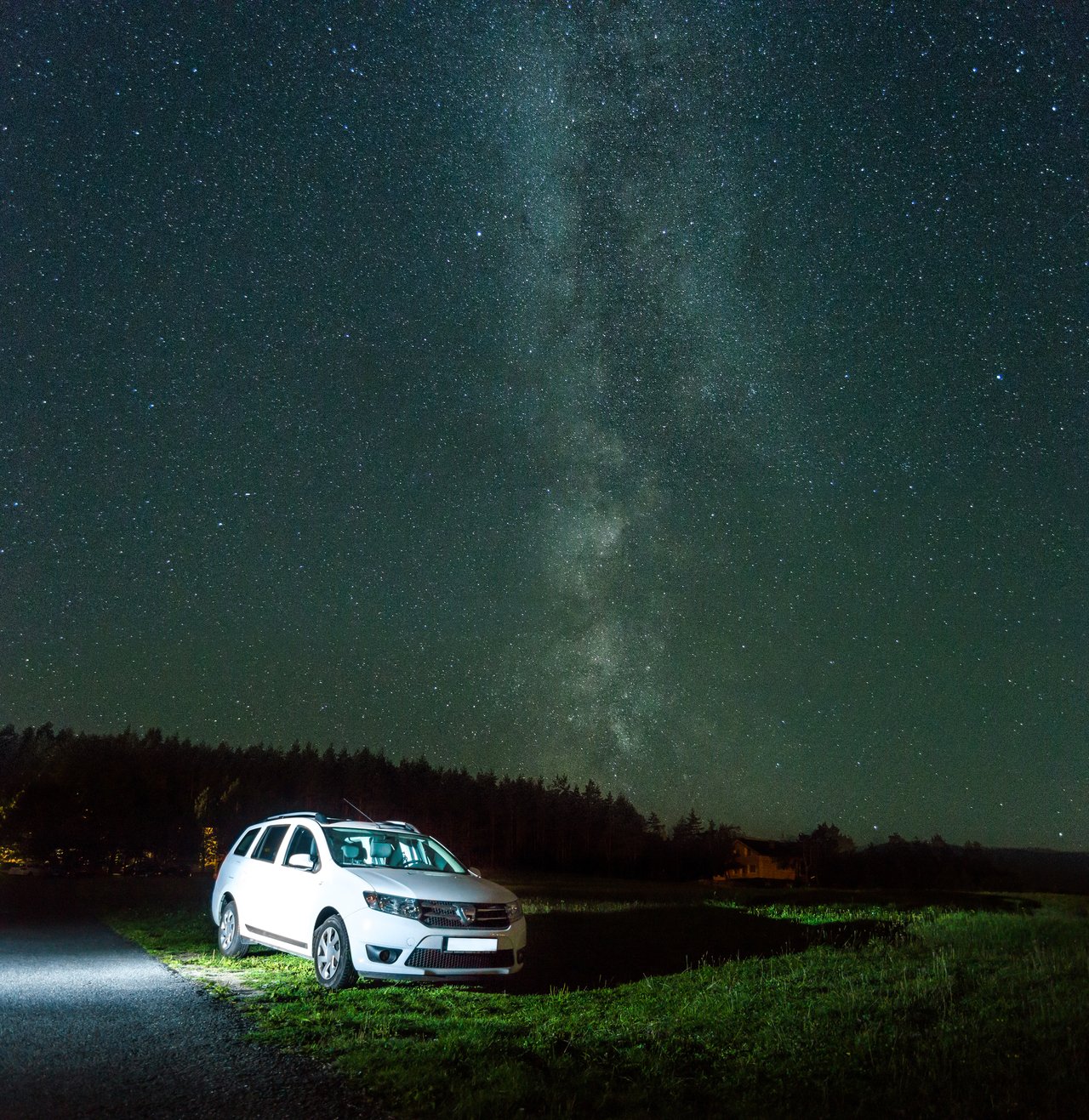 Milky way. 

https://www.facebook.com/photoofwild