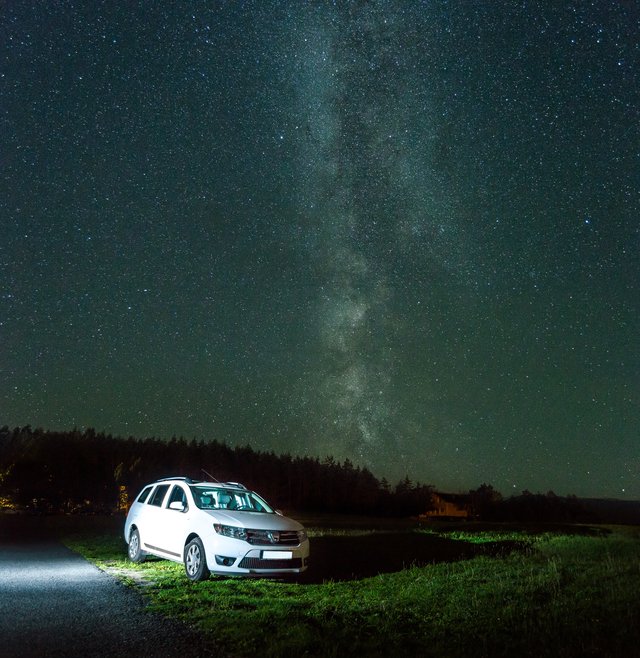 Milky way. 

https://www.facebook.com/photoofwild