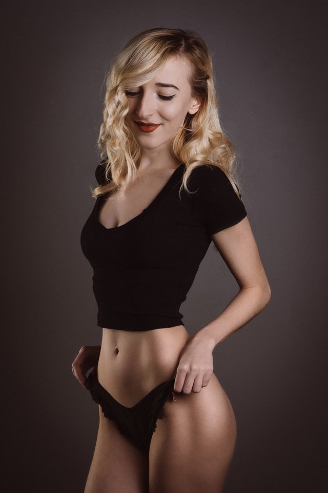 dam si tu fotku aj sem, lebo sa si na nej strasne pacim, aby ste mi mohli pisat ako si nevazim seba, ked sa takto fotim :D