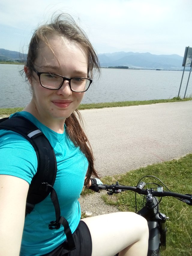 Je úžasné ísť sa pred robotou trosku prevetrať a opáliť... schvalne, kto uhadne kde som? :D