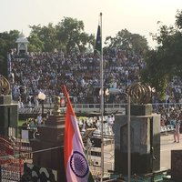 Výmena stráží (smutný proces)
(Amritsar, Indicko-Pakistanské hranice)