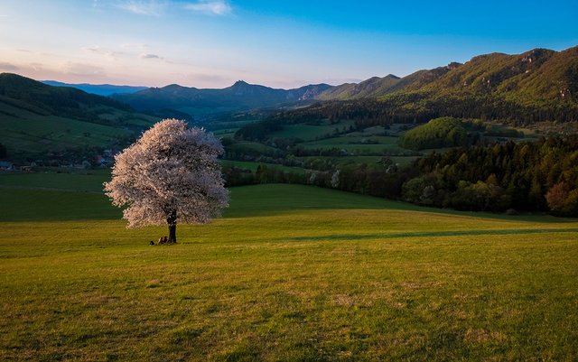 Trochu som sa tam pozabudol a domov isiel skoro 20km uz po tme na bajku ... worth it