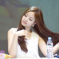 Son Na-eun