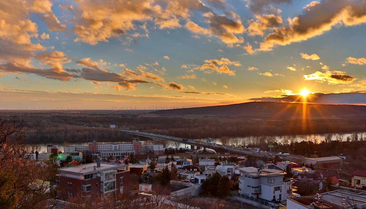dnes si dáme niečo gýčovejšie ... západ slnka v HDR