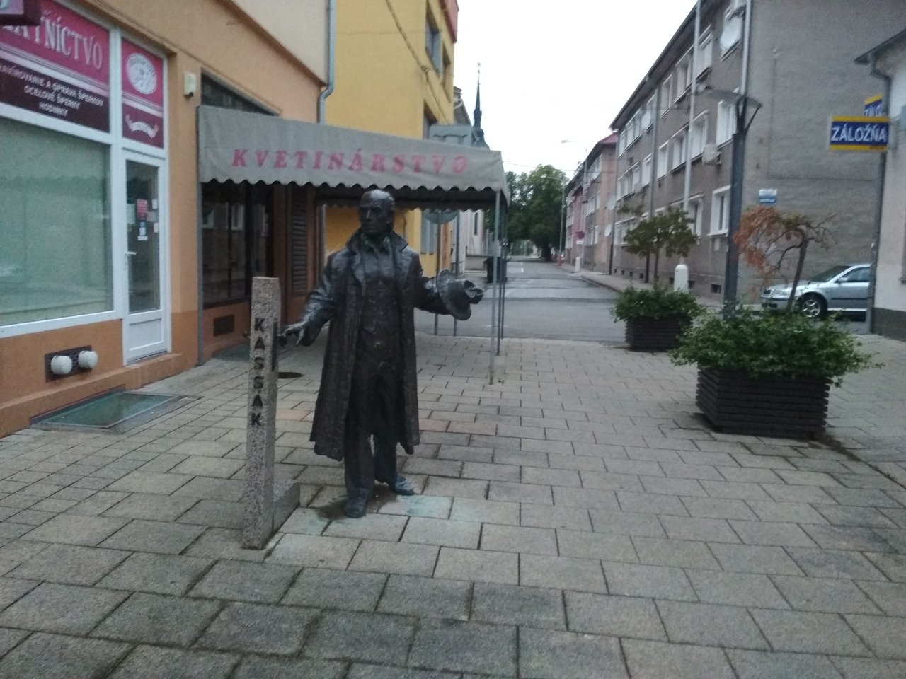 takúto sochu majú tu v Nových Zámkoch