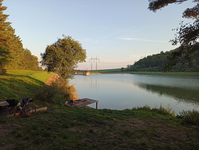 Už iba 80km bez väčších kopcov a som doma