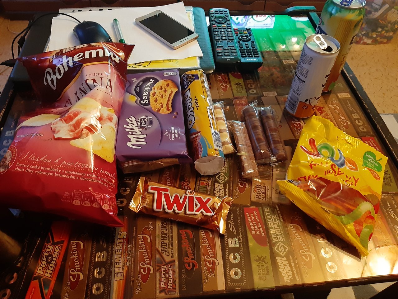 Cheat day raz za 14 dni.
(pre mna a frajera, ale pravedpodobne by som to vsetko zozrala aj sama :D)