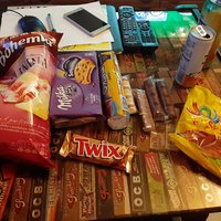 Cheat day raz za 14 dni.
(pre mna a frajera, ale pravedpodobne by som to vsetko zozrala aj sama :D)