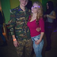 V piatok Bola dlha noc :3 išli sme na záábavu do Orlova 