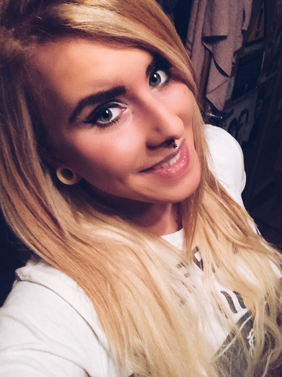.