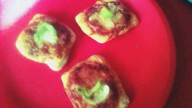 hlavné jedlo dna...celozrnné mini pizze