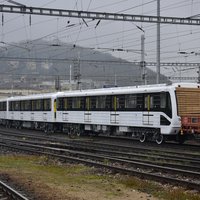 Bratislava, (metro)pola.
(konečne metro v BA)