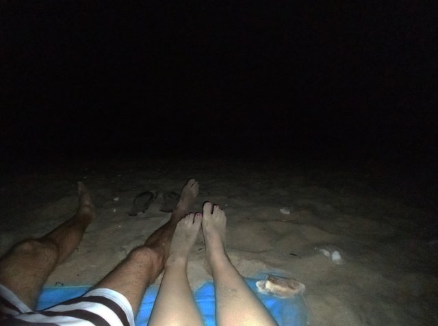 Noci na pláži = duševný orgazmus