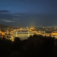 Včerajšok bol plný magických momentov. 
BUDAPEST. 