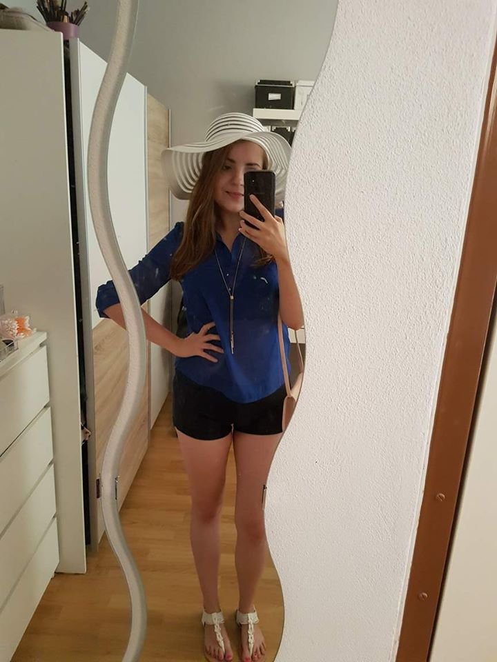 skúšam outfit na dovolenku, čo bude až za mesiac :D ale budem farebne dokonale ladiť s prostredím :D