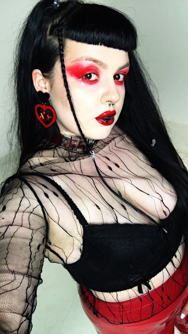 <3 