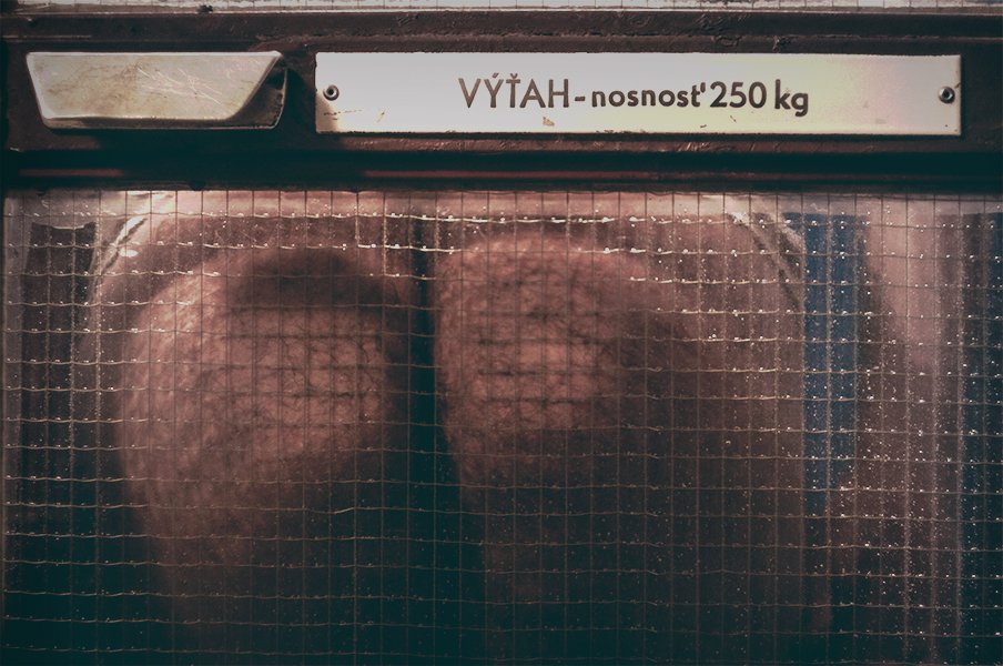 Panelákový AKT