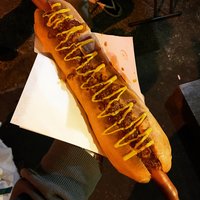 Odhadom tak 50-60cm hot dog