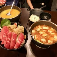 Kimchi hot pot