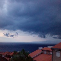 Alá, čierňava.