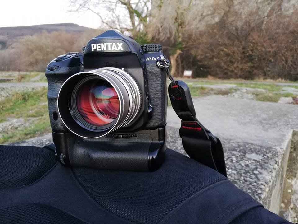 moja kamera,  akurátne  tam bol nasadený pentax limited 77 1.8 