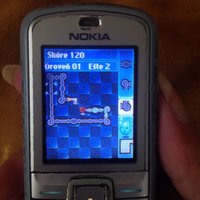 Mám retro hru v retro telefóne. 