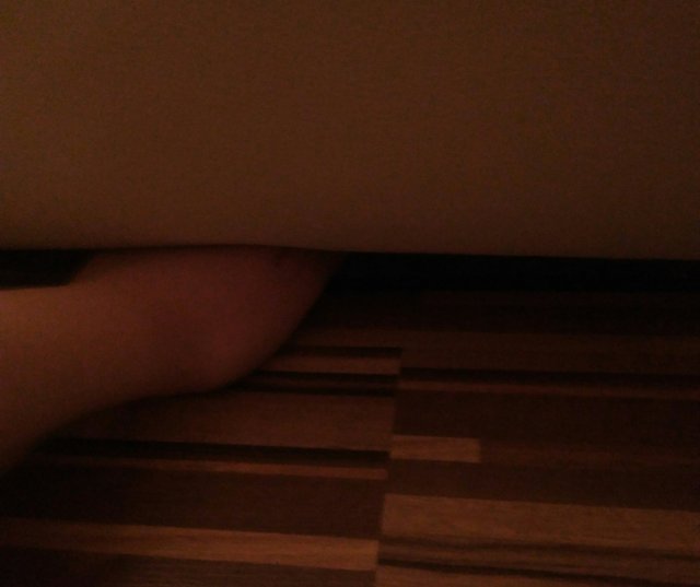 *uvazovanie cincili*napcham sa do diery kde človek nestrci ani ruku a potom tam budem knuvikat, pretože netusim ako sa odtiaľ dostanem. -_- 