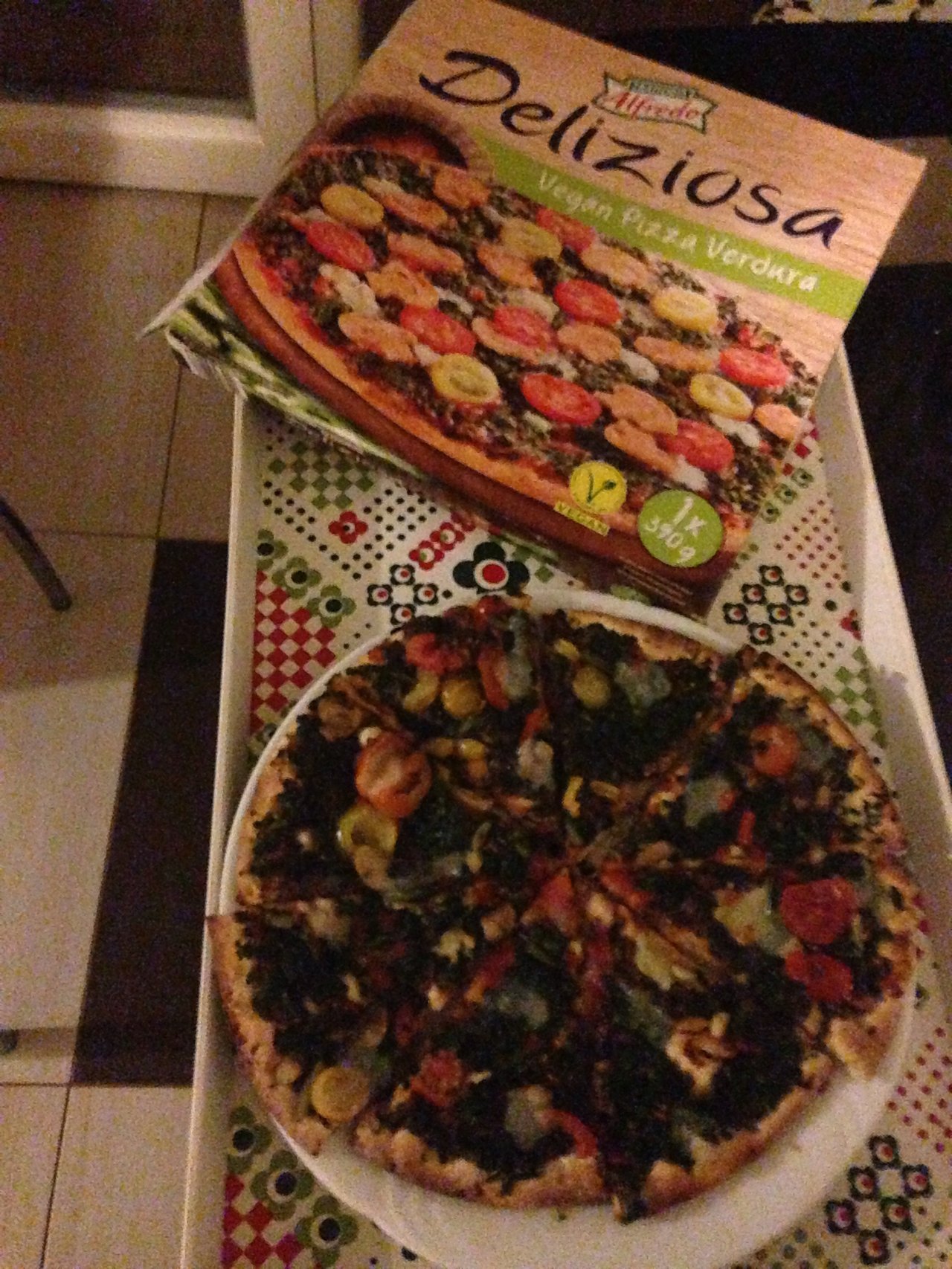 Birdz vegáni a milovníci vegán jedla, už ste mali vegánsku pizzu z Lidlu?