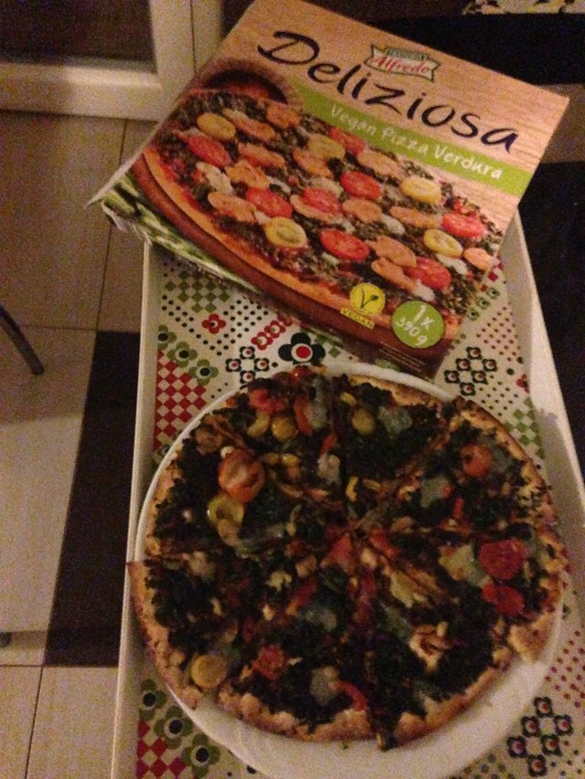 Birdz vegáni a milovníci vegán jedla, už ste mali vegánsku pizzu z Lidlu?