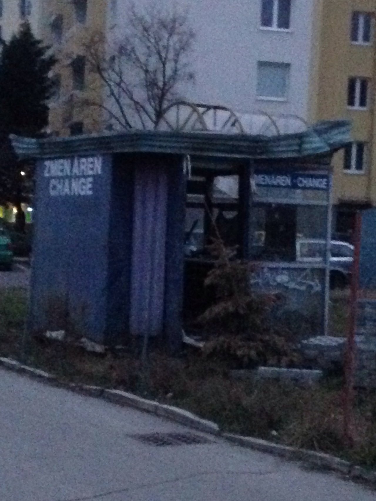 Dnes som stretla tuto starú opustenú Zmenáreň. 