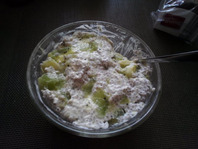Vyrobila som dalsi Chia puding! :3 